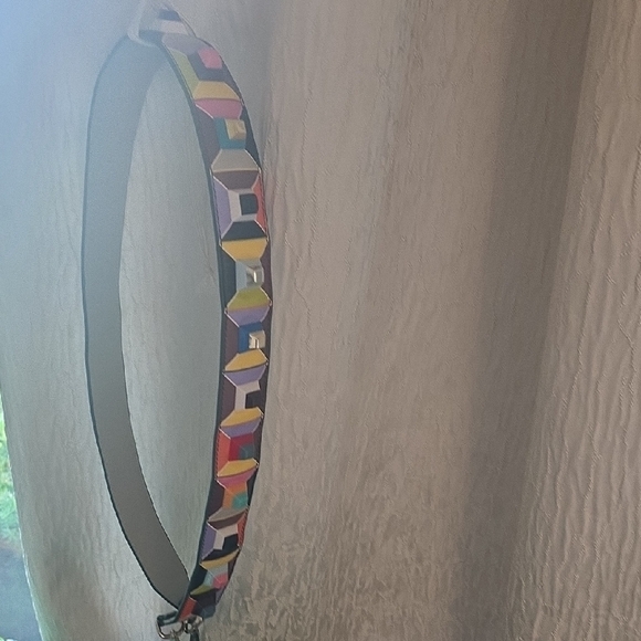 Strap - Picture 2 of 11